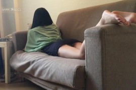 绿衣女生挠痒痒tk - D287